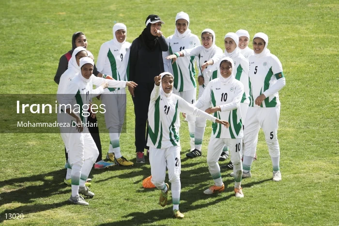 Zob Ahan Women's Football Team