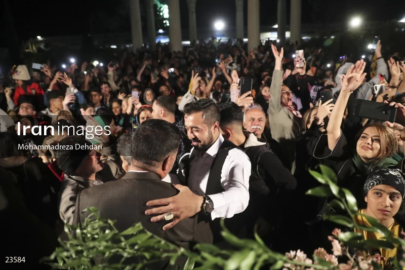 New Year Ceremonyin the Tomb of Hafez