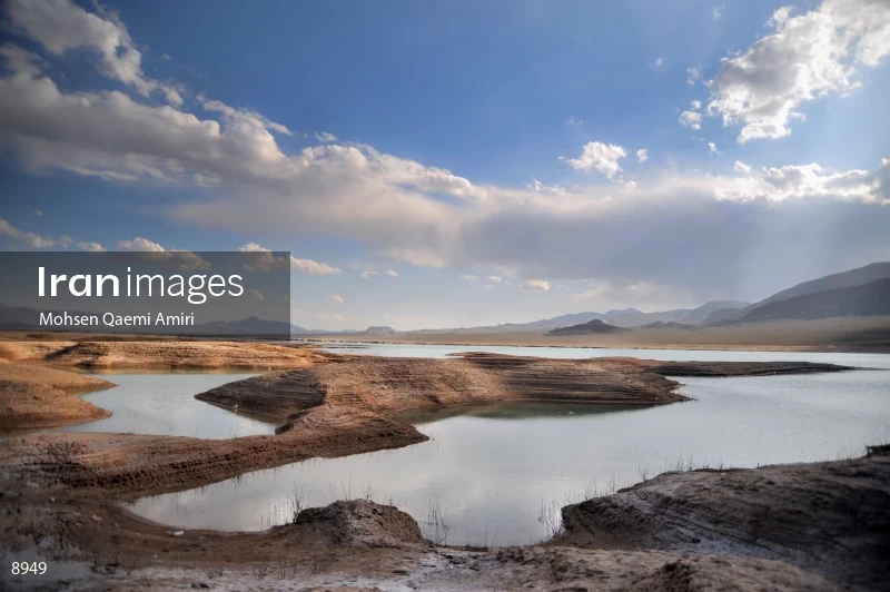Lake of 15Khordad dam