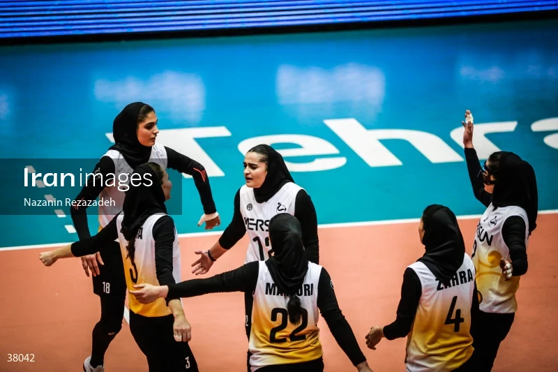 Mehrsun VS Sanat Mes Rafsanjan - Iranian women's volleyball premier league