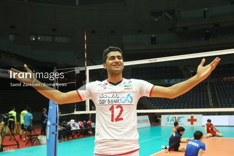 Amirhossein Esfandiar