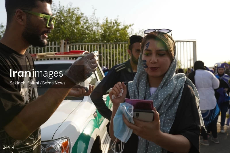 The first attendance of women in the stadium in a match of the Premier Football League of Iran