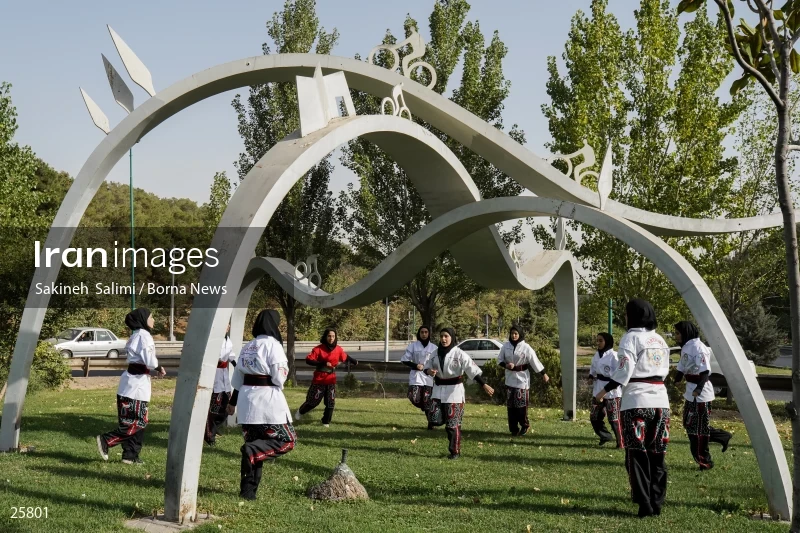 Women athletes of Ancient Iranian martial arts (Parthowa)