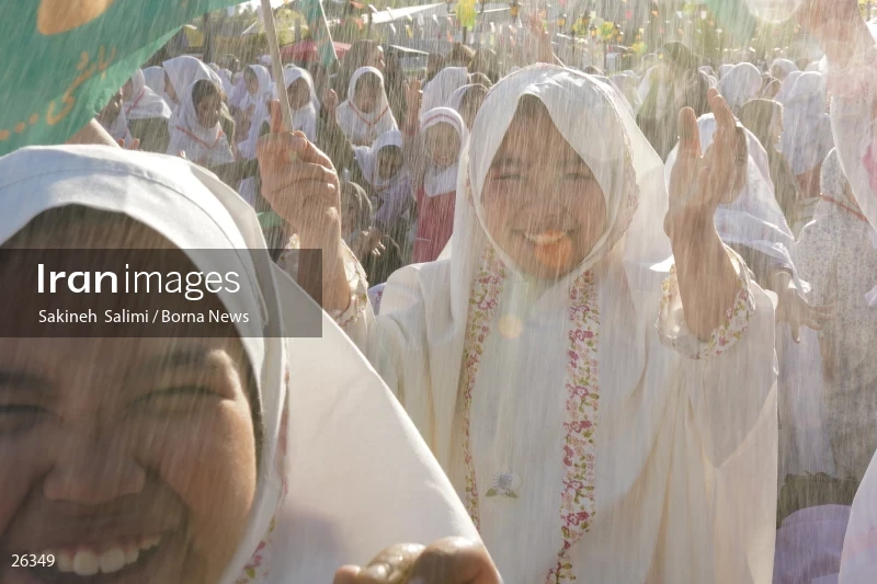 Celebration for first time fasting school girls in Tehran