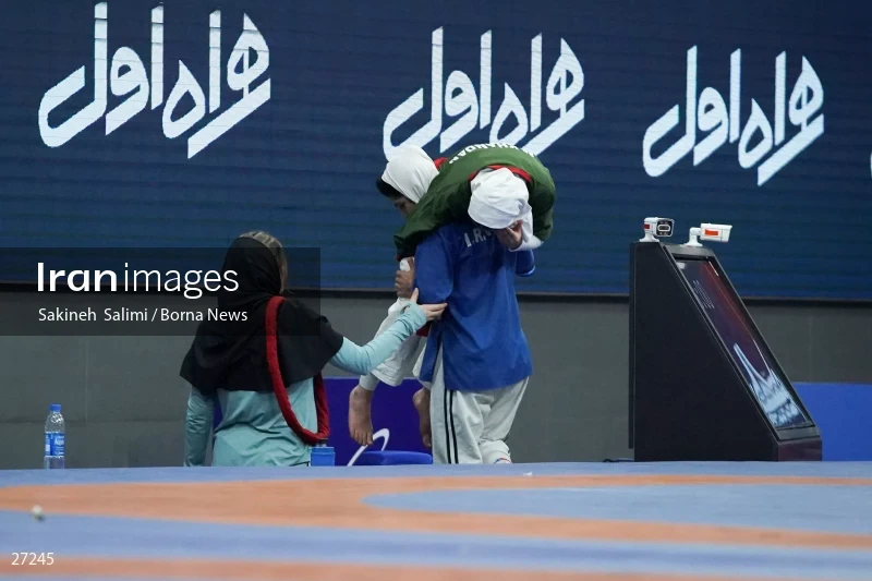 The national championship and selection of the Iranian female Alysh wrestling national team