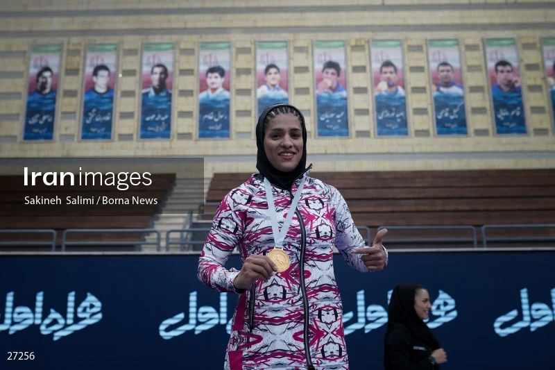 The national championship and selection of the Iranian female Alysh wrestling national team