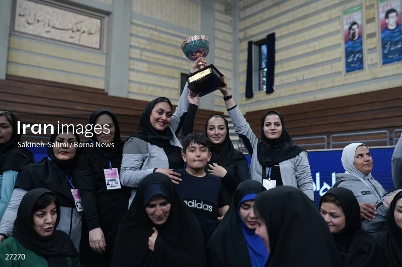 The national championship and selection of the Iranian female Alysh wrestling national team