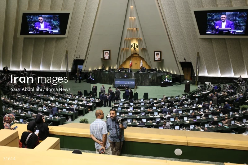 The meeting of Iranian Parliament to review the qualifications of the proposed Minister of Agriculture