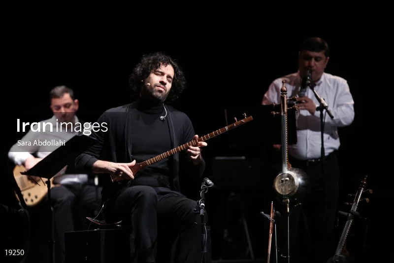 Concert of Homayoun Shajarian, Tahmoures Pournazeri and Sohrab Pournazeri